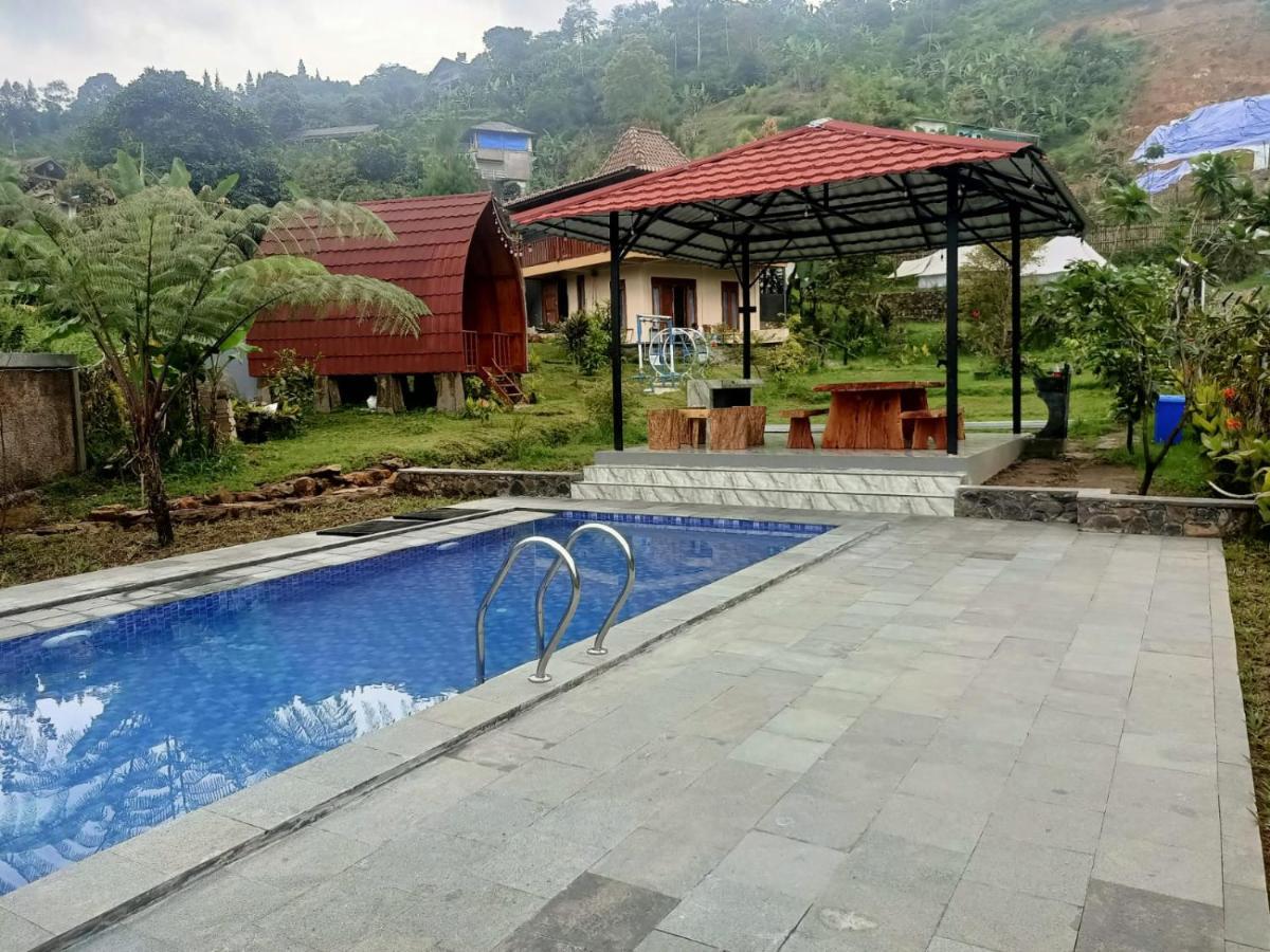 Wooden House Paseban Villa โบกอร์ ภายนอก รูปภาพ