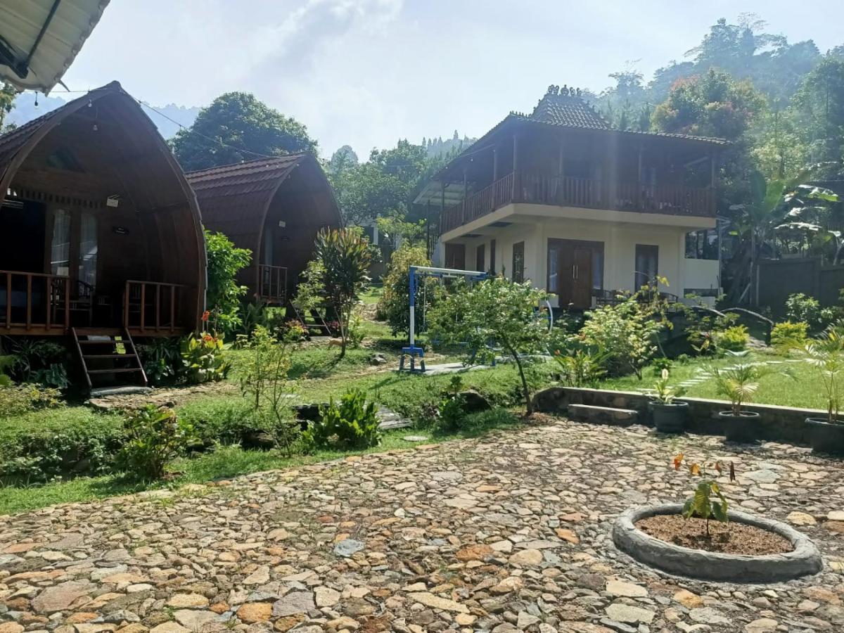 Wooden House Paseban Villa โบกอร์ ภายนอก รูปภาพ